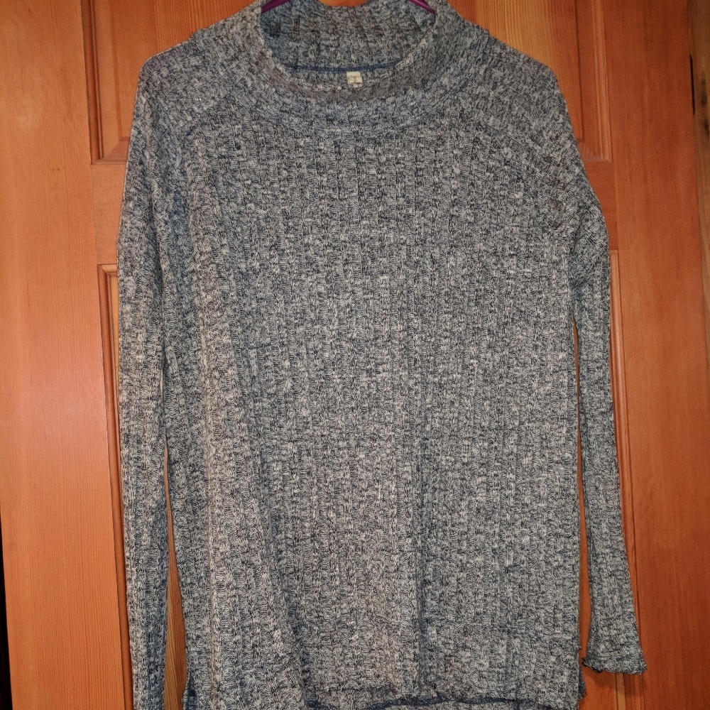 Boxy High Low Sweatershirt